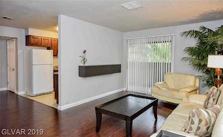 2606 Durango Dr #128 Las Vegas, NV 89117