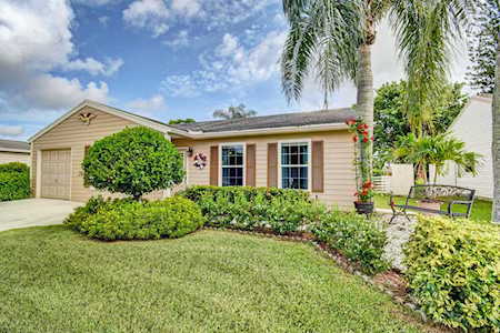 7843 Canal Drive Lake Worth, FL 33467