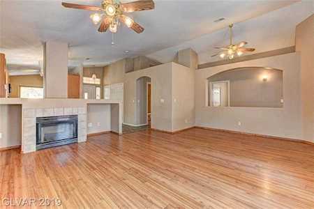 8009 Sierra Largo Dr Las Vegas, NV 89128