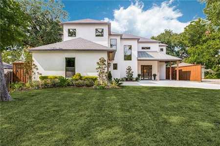 6723 Walnut Hill Lane Dallas, TX 75230