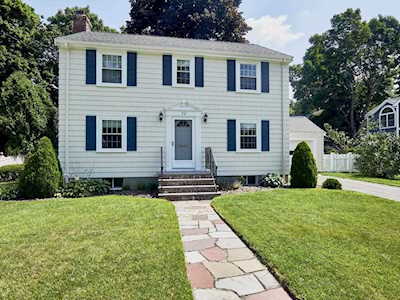 32 Bennington St Needham, MA 02494