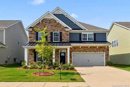 2387 Palmdale Walk Dr Fort Mill, SC 29708