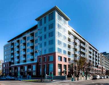 46 9 Street NE #804 Calgary, AB T2E 7Y1