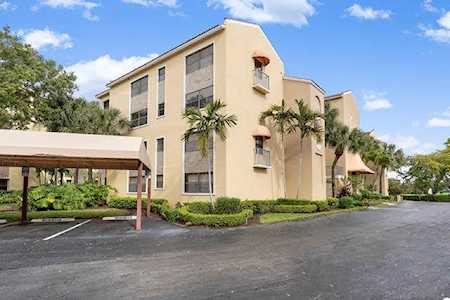 600 Uno Lago Drive #104 Juno Beach, FL 33408