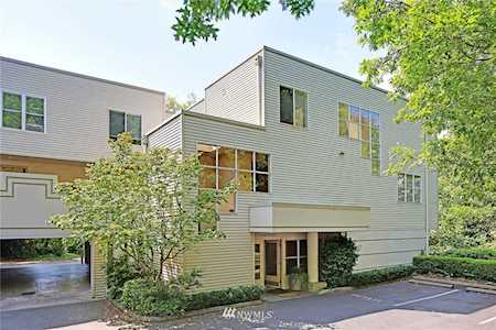 10237 SE 3rd St #1 Bellevue, WA 98004