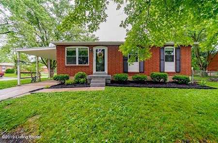 2409 Kings Cross Ct Louisville, KY 40272