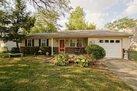 9811 Hofelich Ln Louisville, KY 40291
