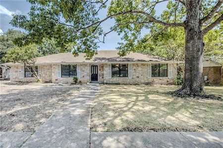 3504 Capistrano Trl Austin, TX 78739