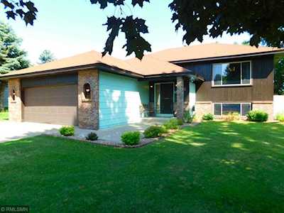 1509 Roosevelt Street Anoka, MN 55303