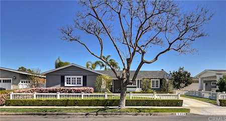 2024 Highland Drive Newport Beach, CA 92660