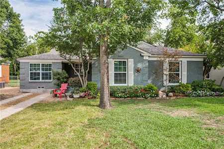 10022 Lake Gardens Drive Dallas, TX 75218