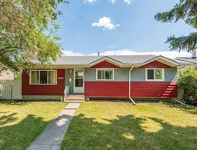 8828 Fairmount Drive SE Calgary, AB T2H 0Z1