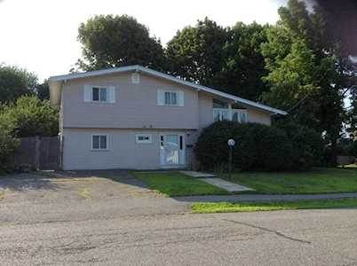 9 Longstreet Road Peabody, MA 01960