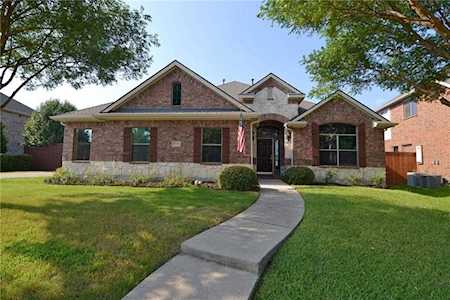 514 Waters Edge Way Murphy, TX 75094