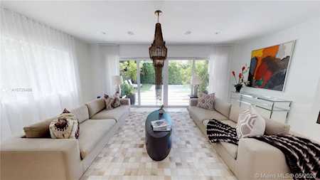 5815 N Bay Rd Miami Beach, FL 33140