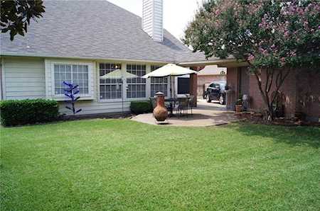 817 Cliffmoor Drive Keller, TX 76248