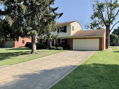 9854 Longwood Cir Louisville, KY 40223