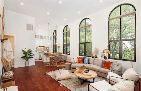 211 Johanna St #1 Austin, TX 78704