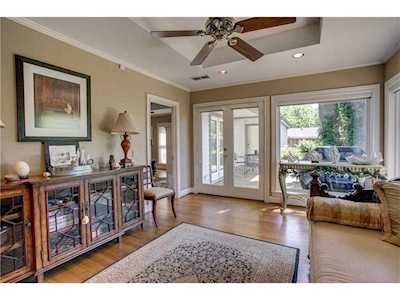 5419 Bradford Drive Dallas, TX 75235