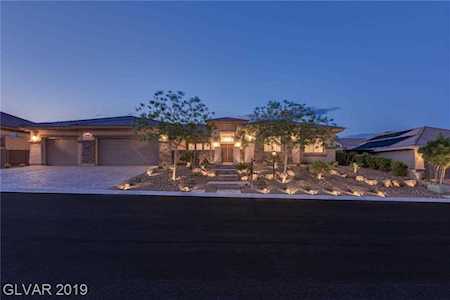 9788 Cathedral Pines Ave Las Vegas, NV 89149