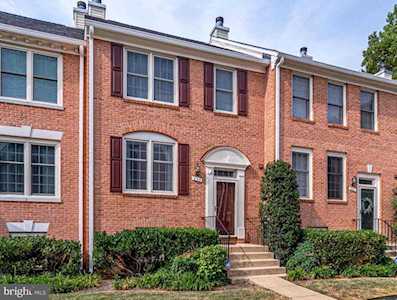 339 Pickett St Alexandria, VA 22304