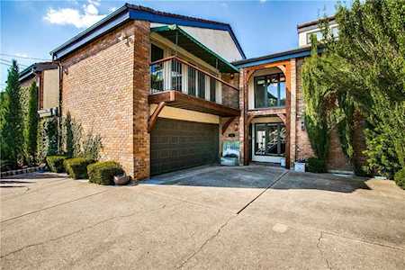 3222 Oliver Avenue Dallas, TX 75205