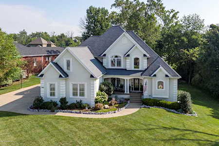 1901 Ashford Dr Goshen, KY 40026