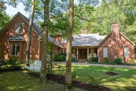 915 Rocky Oaks Trl Memphis, TN 38018