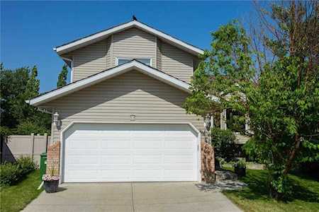 52 Macewan Ridge View NW Calgary, AB T3K 3W2
