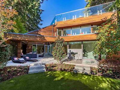 3030 W 45th Avenue Vancouver, BC V6N 3M1