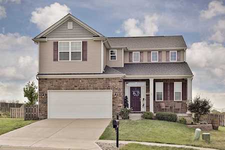 7077 Shadywood Ct Shelbyville, KY 40065
