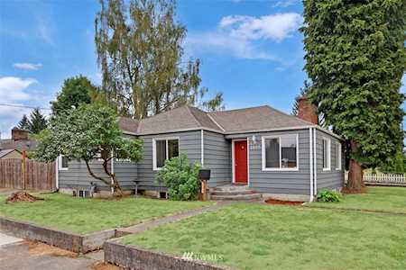 1436 E Main St Auburn, WA 98002