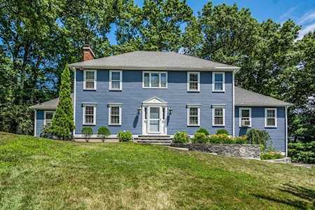71 Wesson Terrace Northborough, MA 01532