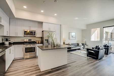 7300 E Earll Drive #1023 Scottsdale, AZ 85251