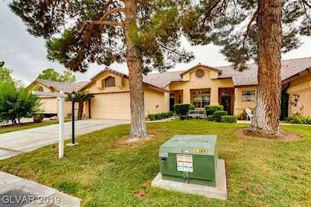 5121 Kingsbridge Dr #306 Las Vegas, NV 89130