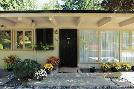 342 Moyne Drive West Vancouver, BC V7S 1J5