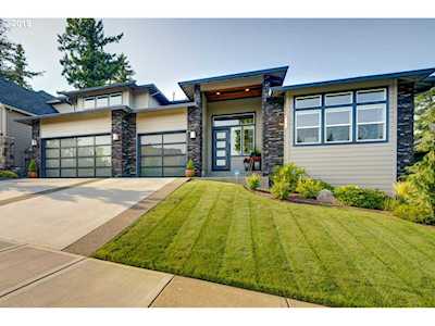 16125 SE Palermo Ave Happy Valley, OR 97086
