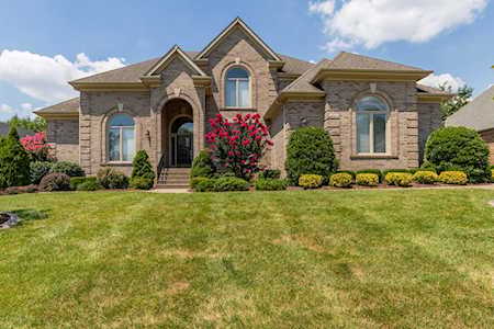 412 Landis Lakes Ct Louisville, KY 40245