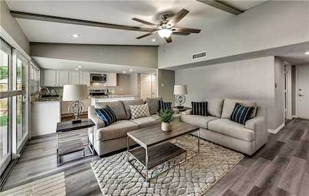 8619 Baumgarten Drive Dallas, TX 75228