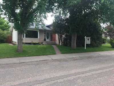 8019 Elbow Drive SW Calgary, AB T2V 1K5