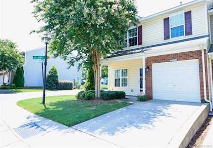 10582 Bunclody Dr Charlotte, NC 28213