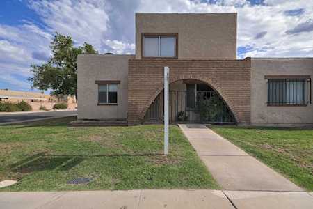 2135 E Dunbar Drive Tempe, AZ 85282