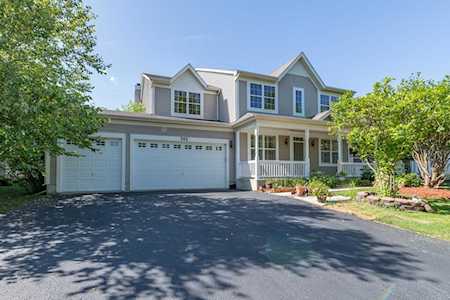 742 Charismatic Dr Oswego, IL 60543