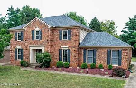 8129 Montero Dr Louisville, KY 40059