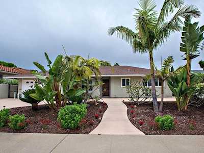 1004 La Tierra Dr San Marcos, CA 92078
