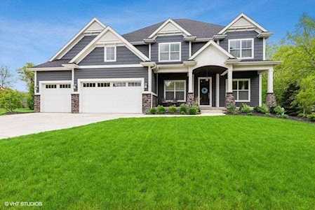 1900 Hendon Way Valparaiso, IN 46385