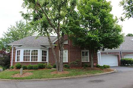 5926 Ashwood Bluff Dr Louisville, KY 40207