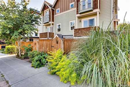 3641 Phinney Ave N Seattle, WA 98103