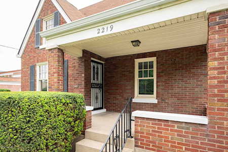 2219 Hawthorne Ave Louisville, KY 40205