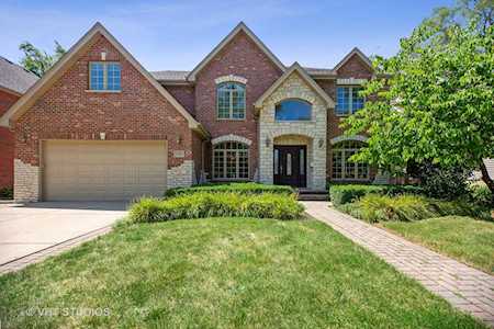 1326 N Illinois Ave Arlington Heights, IL 60004